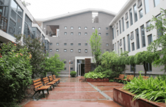 康活力、文化艺术、全人照护、科技立异为办理